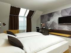 Zimmerbild 13