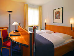 Zimmerbild 15
