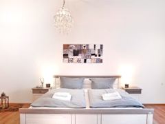 Zimmerbild 44