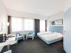 Zimmerbild 15