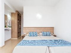 Zimmerbild 25