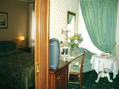 Zimmerbild 14
