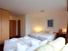 Zimmerbild 23