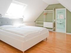 Zimmerbild 8