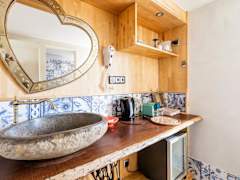 Zimmerbild 56