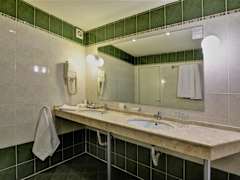 Zimmerbild 28