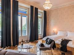 Zimmerbild 8