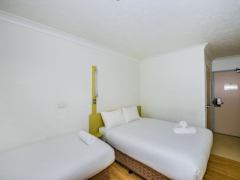 Zimmerbild 7