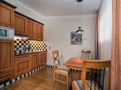 Zimmerbild 8