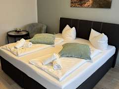 Zimmerbild 13