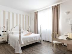 Zimmerbild 12