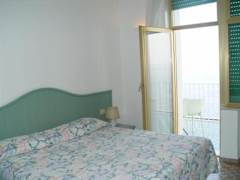 Zimmerbild 9
