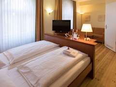 Zimmerbild 13