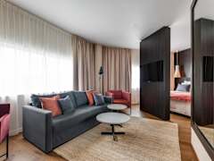 Zimmerbild 6