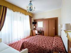 Zimmerbild 10