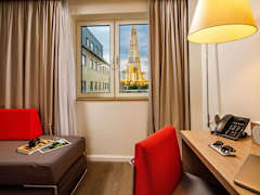 Zimmerbild 6