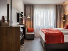 Zimmerbild 4
