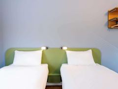 Zimmerbild 1