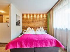 Zimmerbild 8