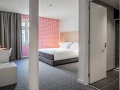 Zimmerbild 4