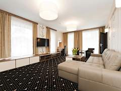 Zimmerbild 6