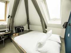 Zimmerbild 2