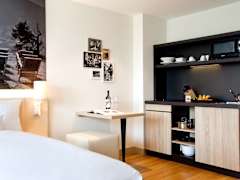 Zimmerbild 6