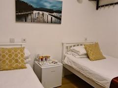Zimmerbild 7