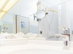 Zimmerbild 13