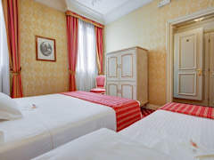 Zimmerbild 11