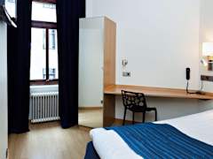 Zimmerbild 6