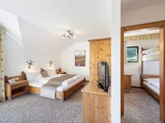 Zimmerbild 4
