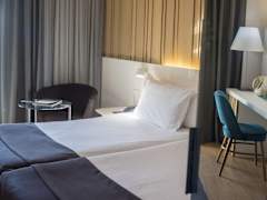 Zimmerbild 6