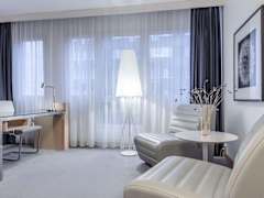 Zimmerbild 8