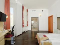 Zimmerbild 5
