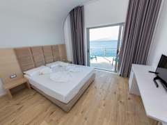 Zimmerbild 18