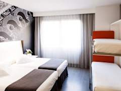 Zimmerbild 4