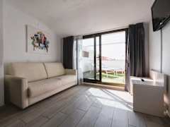 Zimmerbild 8