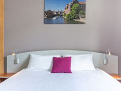 Zimmerbild 12