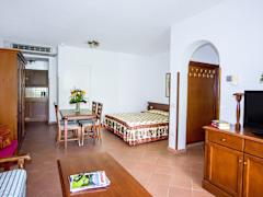 Zimmerbild 23