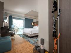 Zimmerbild 4