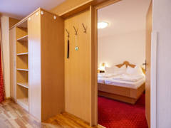Zimmerbild 12