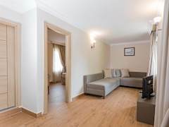 Zimmerbild 8