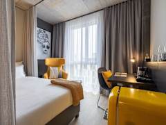 Zimmerbild 11