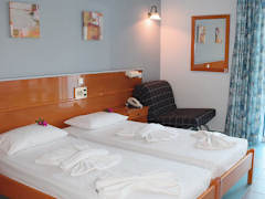 Zimmerbild 13