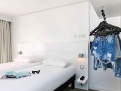 Zimmerbild 7