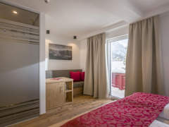 Zimmerbild 4