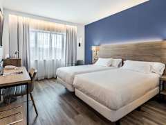 Zimmerbild 4