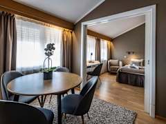 Zimmerbild 15