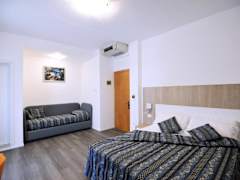 Zimmerbild 7